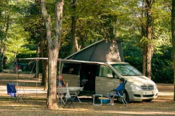 Stellplatz - Komfortplatz - 130M² - Camping LA CHAPOULIÈRE