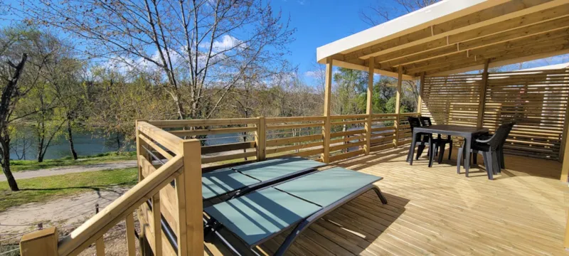 Cottage Bord De Rivière- La Rive