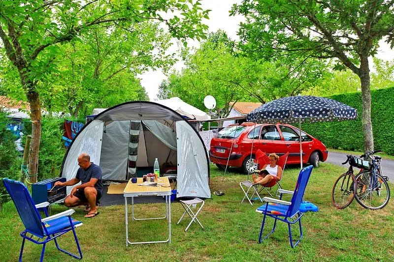 Camping Les Acacias - image n°1 - Ucamping