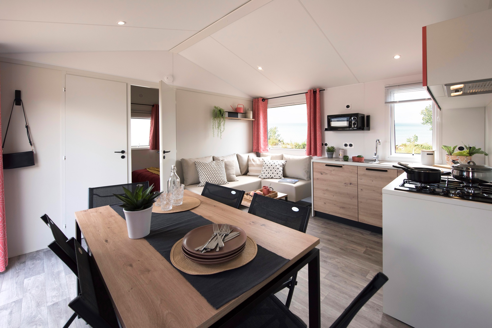 Mobil-Home Bahia 3 Bedrooms Covered Wooden Terrace 6 Pers Mobil-Home Bahia 3 Bedrooms Covered Wooden Terrace 6 Pers