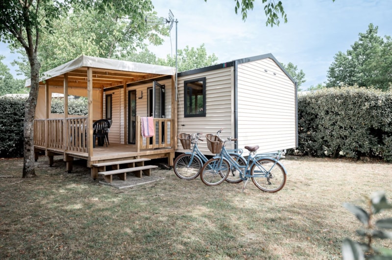 Mobile home - 2 bedrooms 4/6pers - Covered wooden terrace (D)