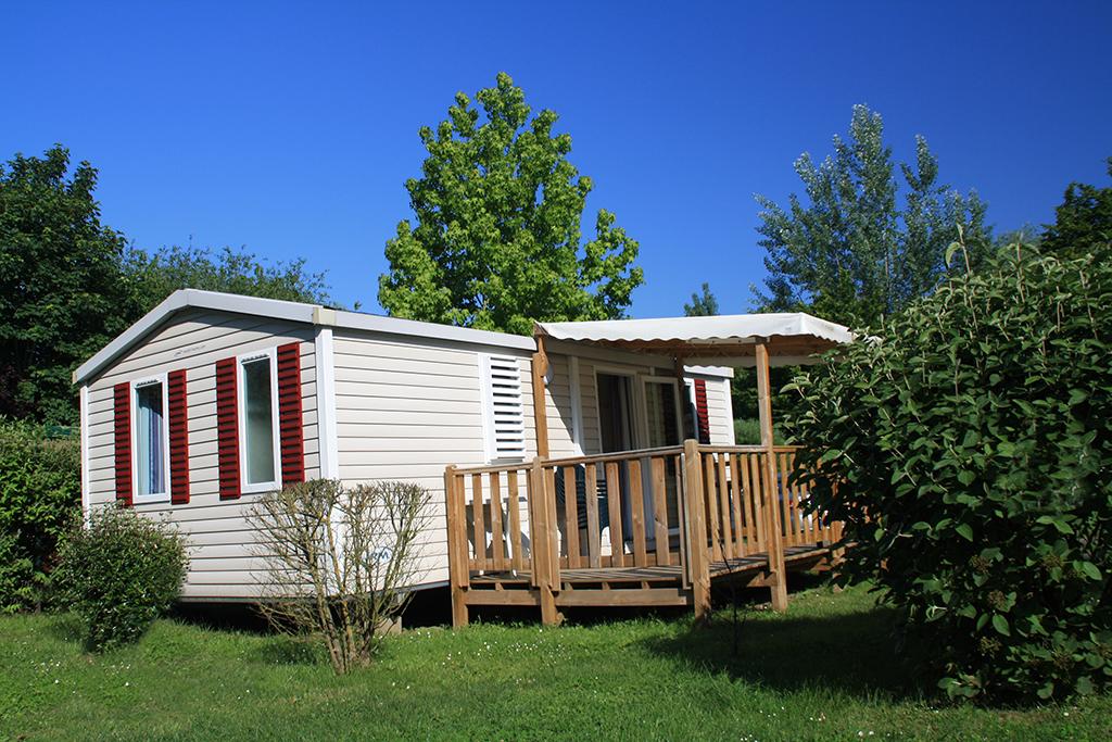 Accommodation - Mobil Home Super Mercure - 27 M² - Terrace (2 Bedrooms) - Camping Les Portes Du Beaujolais