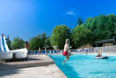 Capfun - Camping Les Portes Du Beaujolais - image n°3 - Camping Direct