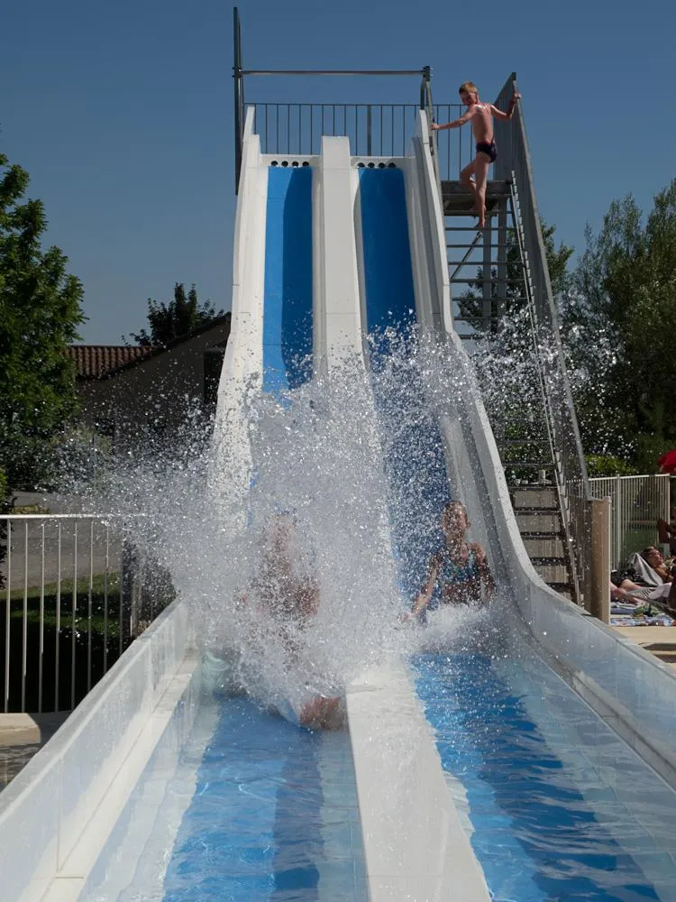 Capfun - Camping Les Portes Du Beaujolais