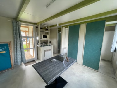 HLL 3 BEDROOMS -