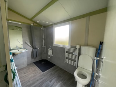 HLL 1 BEDROOM - (adapted to the people with reduced mobility)