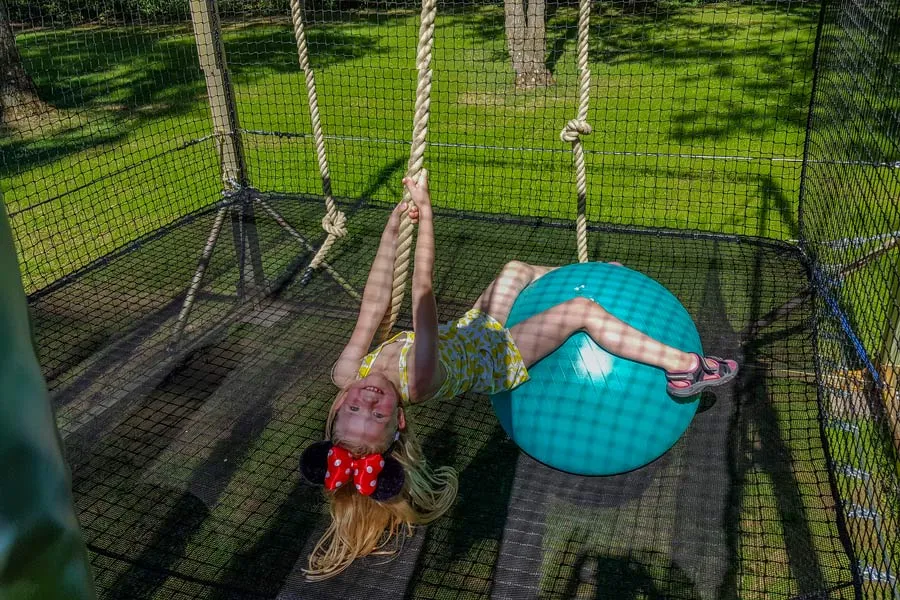 COUNTRY PARK TOUQUIN