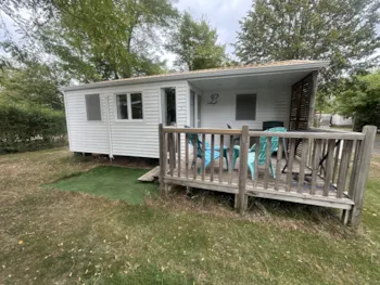 Mietunterkunft - Grand Confort Myosotis Klimaanlage, Integrierte Überdachte Terrasse, 25 M², 2 Schlafzimmer - Camping de la Croix Saint Martin