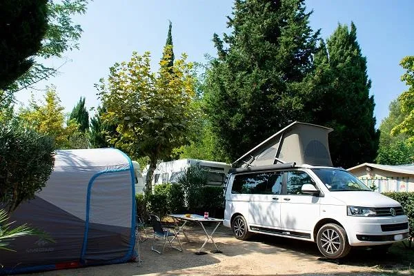 Emplacement En Camping