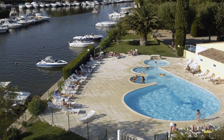 Bungalows du Golfe - Camping les Pruniers