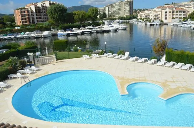 Bungalows du Golfe - Camping les Pruniers