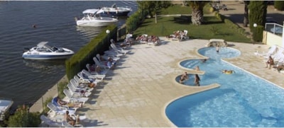 Bungalows du Golfe - Camping les Pruniers