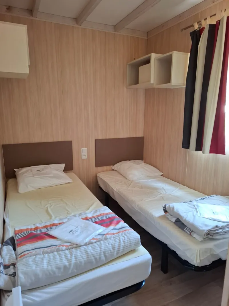 Chalet Premium 34M² (3 Chambres) + Climatisation + Lave-Vaisselle + Terrasse Couverte