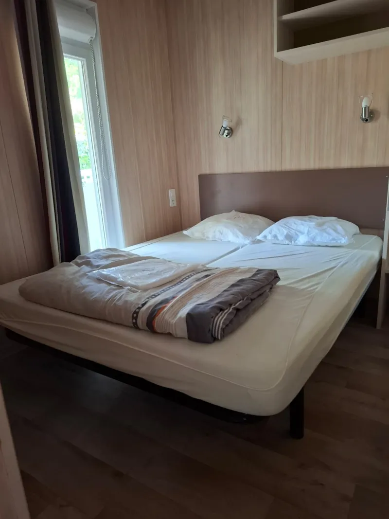 Chalet Premium 34M² (3 Chambres) + Climatisation + Lave-Vaisselle + Terrasse Couverte