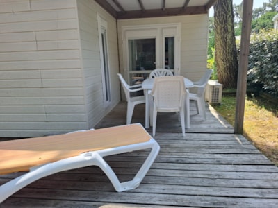 Chalet Premium 34m² (3 bedrooms) + air conditioning + sheltered terrace +Dishwasher — 10