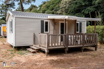 Mobile home Confort - 27.5m² (2 bedrooms) + 11m² semi-covered wooden terrace — 8