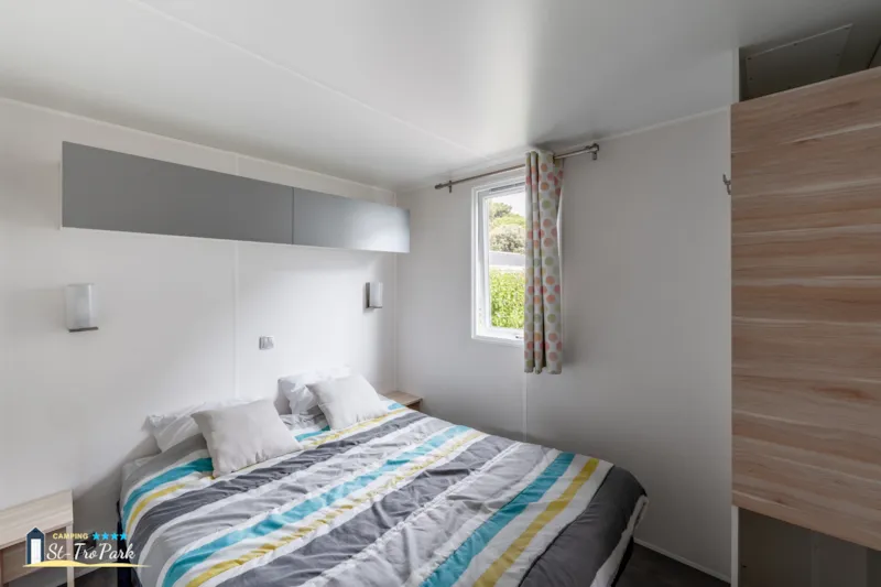 Mobil-Home Confort 18,60 M² (1 Chambre) + Terrasse Bois Semi-Couverte