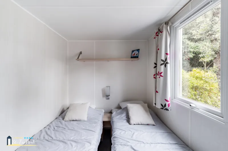 Mobilhome Confort 31M² (3 Chambres) + Terrasse Bois Semi-Couverte 15M²