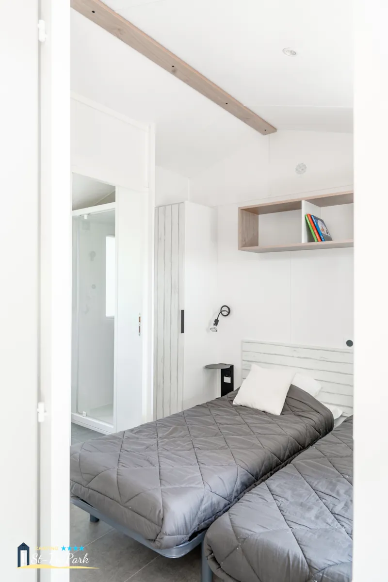 Mobil-Home Premium 32M² (2 Chambres - 2 Sdb) + Lave Vaisselle + Terrasse Semi-Couverte 15M²