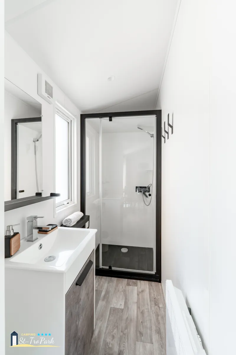 Mobil-Home Premium 33M² (3 Chambres) + Lave Vaisselle + Lit 160 + Terrasse Semi-Couverte 15M²