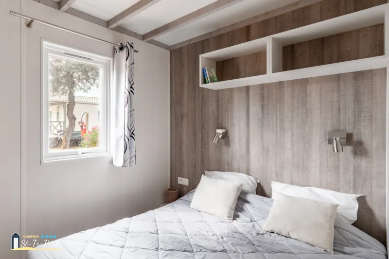 Chalet Confort 26.5M² (2 Chambres) + Terrasse Couverte + Tv