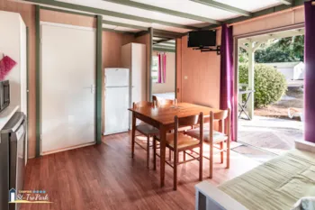 Location - Chalet Premium 32M² (2 Chambres) Réservé Aux Personnes À Mobilité Réduite Avec Climatisation - Camping Saint Tro'Park