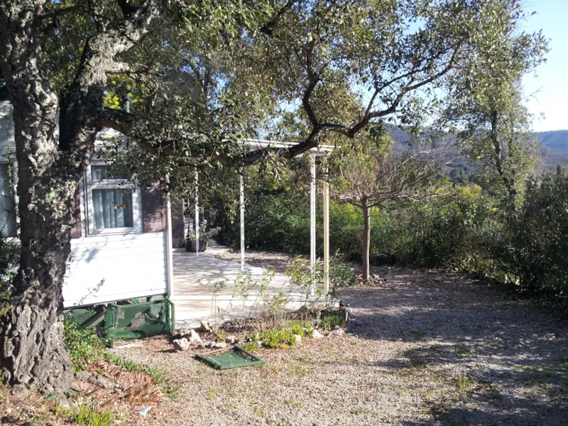 Cottage C Non Climatisé - 2 Chambres - 4 Personnes