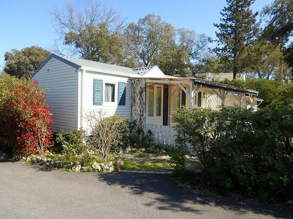 Cottage C Non Climatisé - 3 Chambres - 6 Personnes