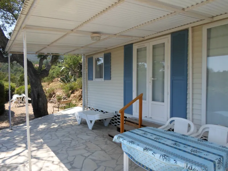 Cottage C Non Climatisé - 2 Chambres - 4 Personnes