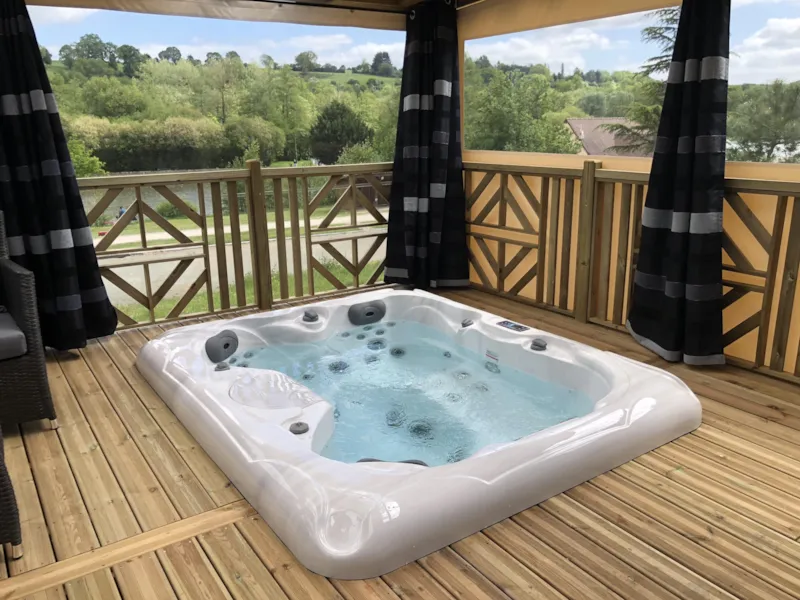 Mobil Home Otello Luxe - 1 Chambre - Jacuzzi Privatif 2 Personnes