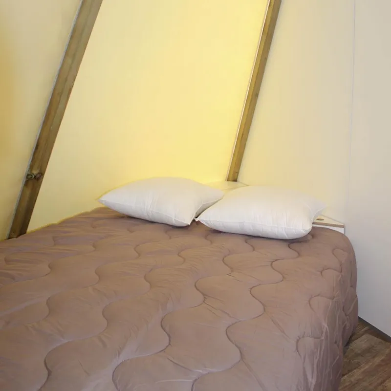 Tipi 34M² + Terrasse Avec Auvent - Avec Sanitaires