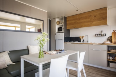 Homeflower next to the Seine Premium 36m² 2 bedrooms + Half-covered terrace — 8