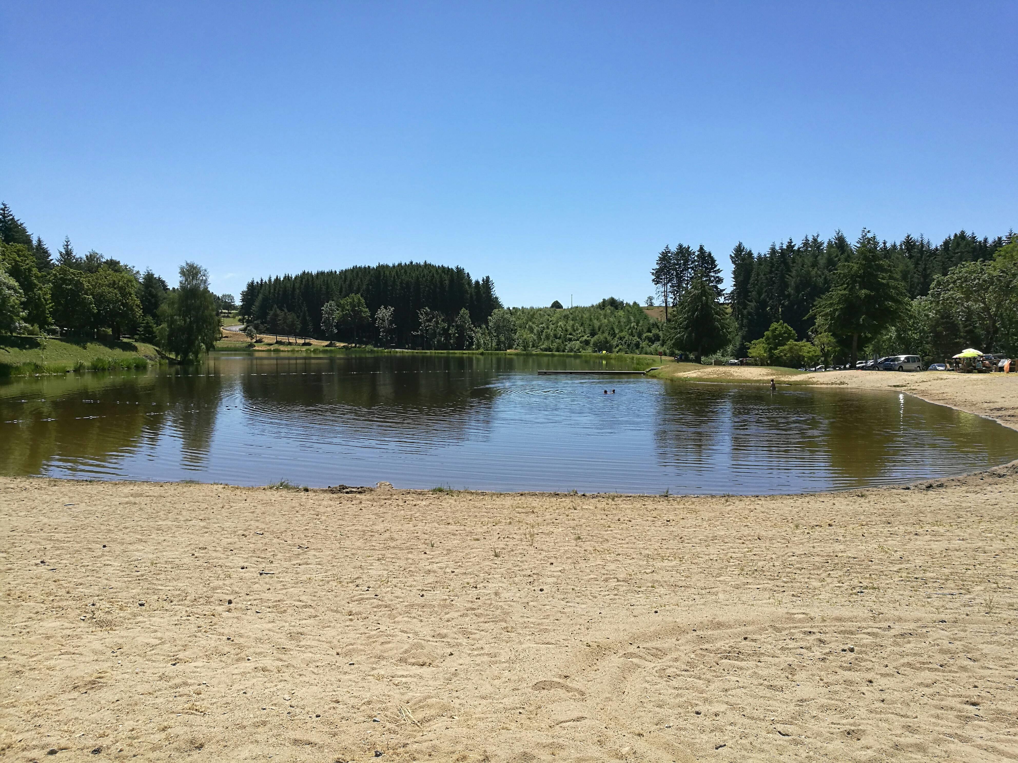 Baignade Camping La Chanterelle - Champagnac Le Vieux Baignade Camping La Chanterelle - Champagnac Le Vieux