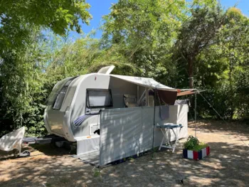 Stellplatz - Stellplatz Für Zelt, Van, Wohnmobil - CAMPING PEGOMAS