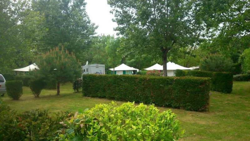 Emplacement Van/ Camping Car (6.5M Max)