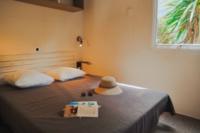 Cottage Luxe 2 bedrooms 2 bathrooms — 6