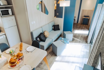 Cottage Luxe 2 bedrooms 2 bathrooms — 3
