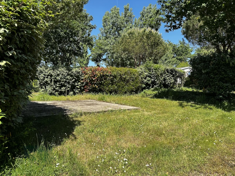 Emplacement tente avec dalle