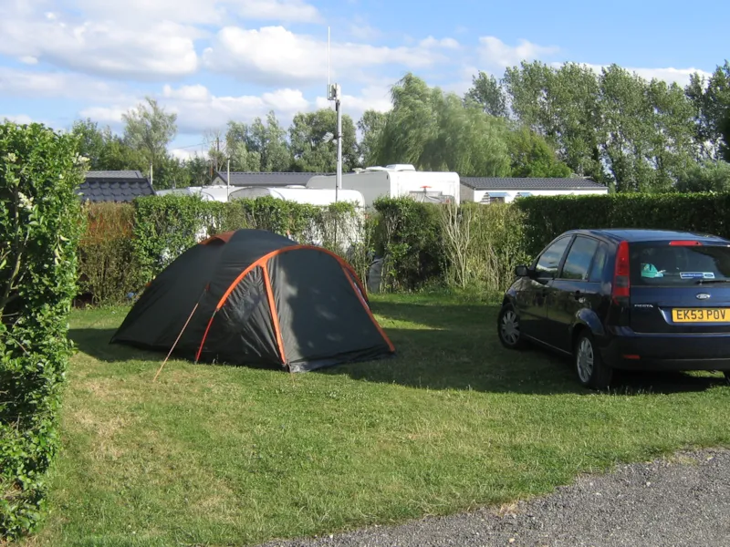 Emplacement Tente + Sans Électricité