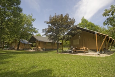 Lodge Safari - Premium 2 bedrooms - bathroom — 3