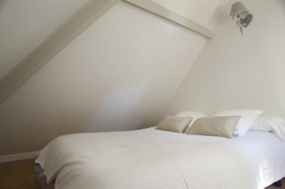 Traditional cottage Privilège, 3 bedrooms - bathroom - TV — 7
