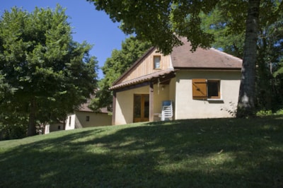 Traditional cottage Privilège, 3 bedrooms - bathroom - TV — 8