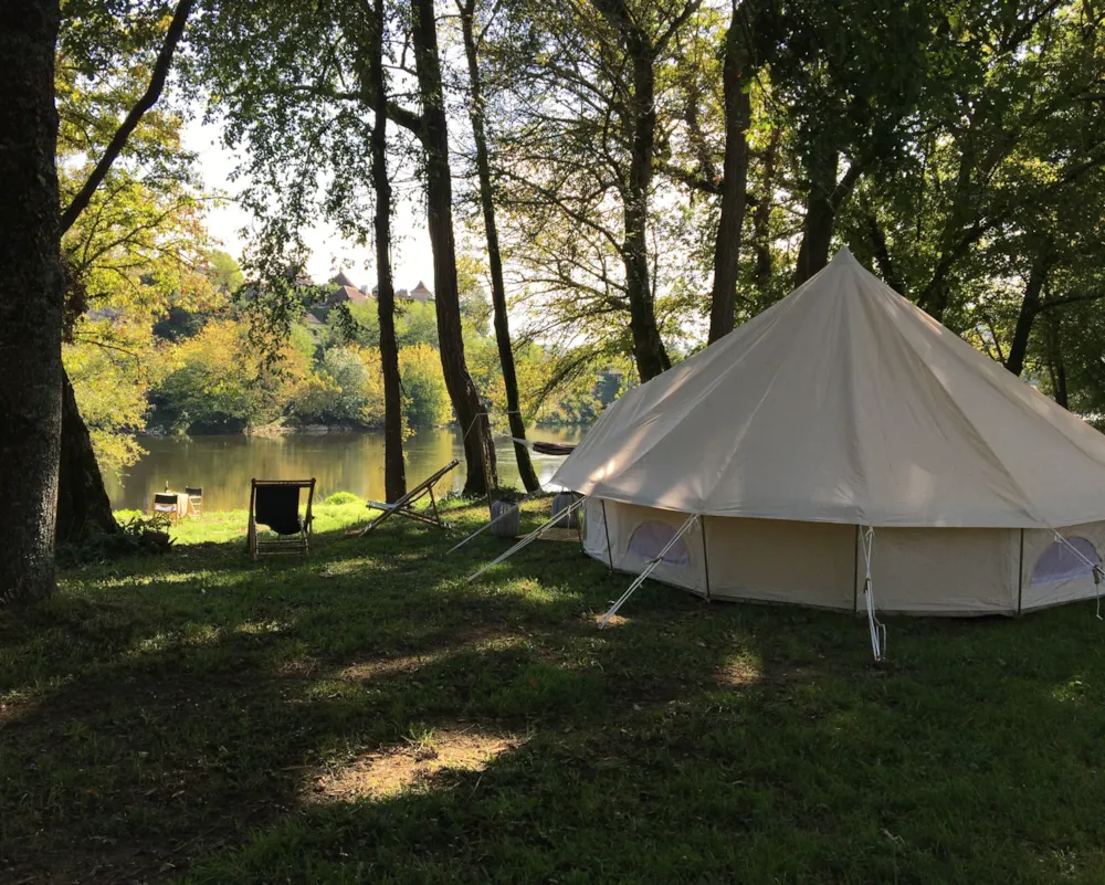 Stellplatz - Stellplatz Bivouac Espace Nature Flussufer Ohne Strom - Camping Le Village du Port