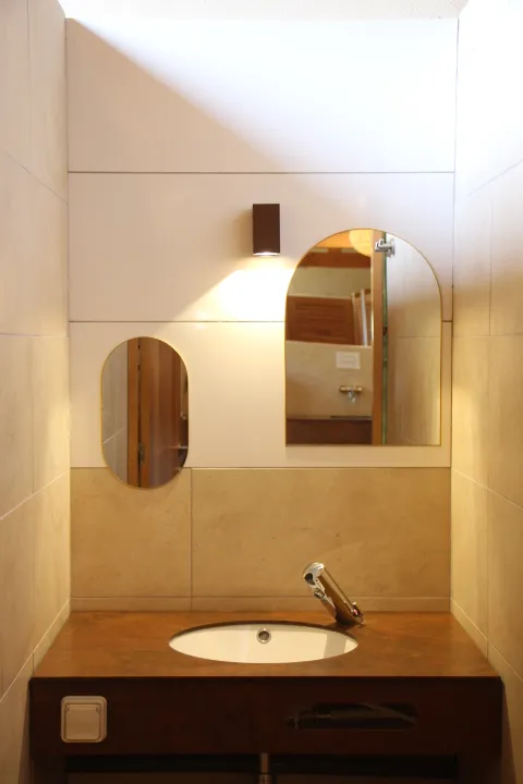 Emplacement Camping Car, Van, Confort , Min 80 M², Elect 16A, Robinet Eau Potable, Vidange,