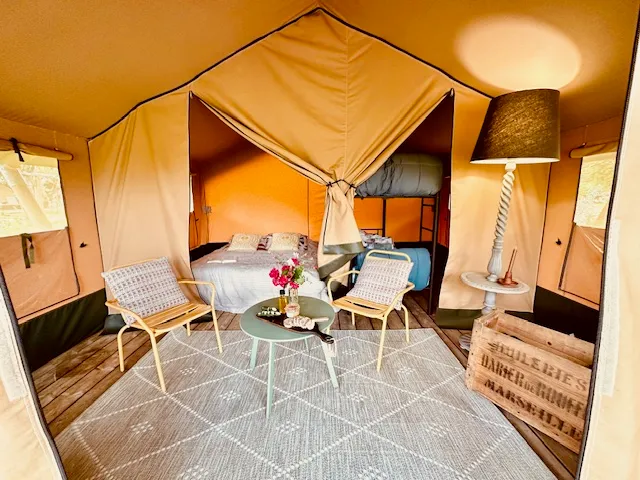 Mietunterkunft - Naturzelt, Besondere Unterkünfte Natur, 4P. - Camping Le Village du Port