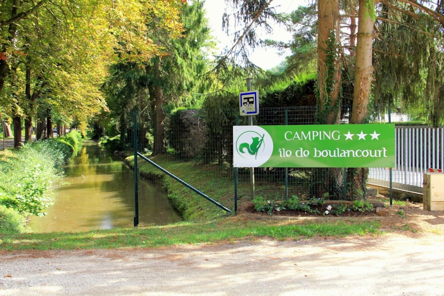 Camping Ile De Boulancourt Camping Ecologique