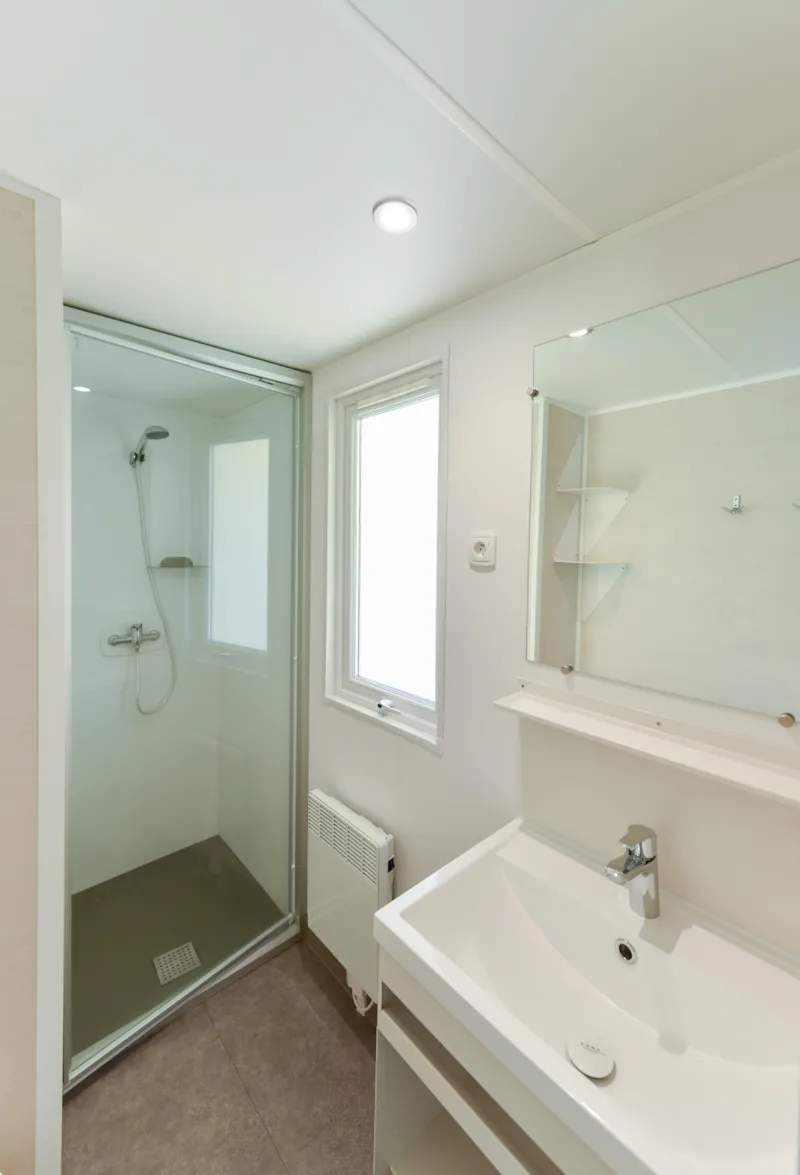 Mobil-Home Caélia Standard 27M² (2 Chambres) + Terrasse Couverte / Zone Piétonne