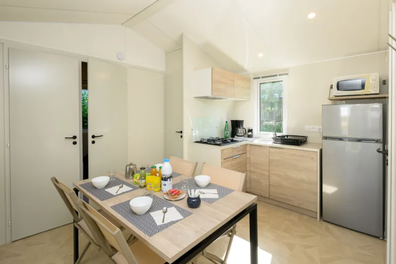 Mobil-Home Yvain Confort 27M² (2 Chambres) + Terrasse Couverte + Tv / Zone Piétonne