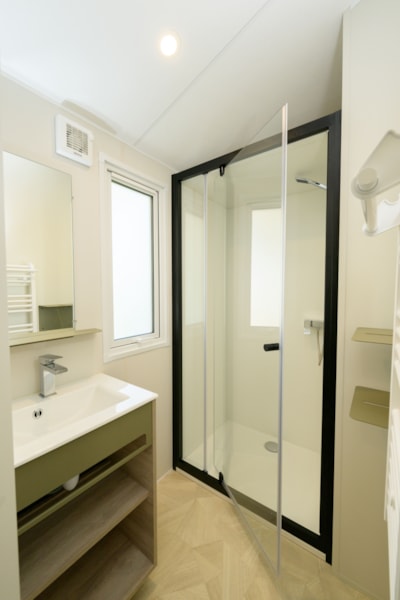 Mobile-home Yvain Confort 27m² (2 bedrooms) + sheltered terrace + TV — 6