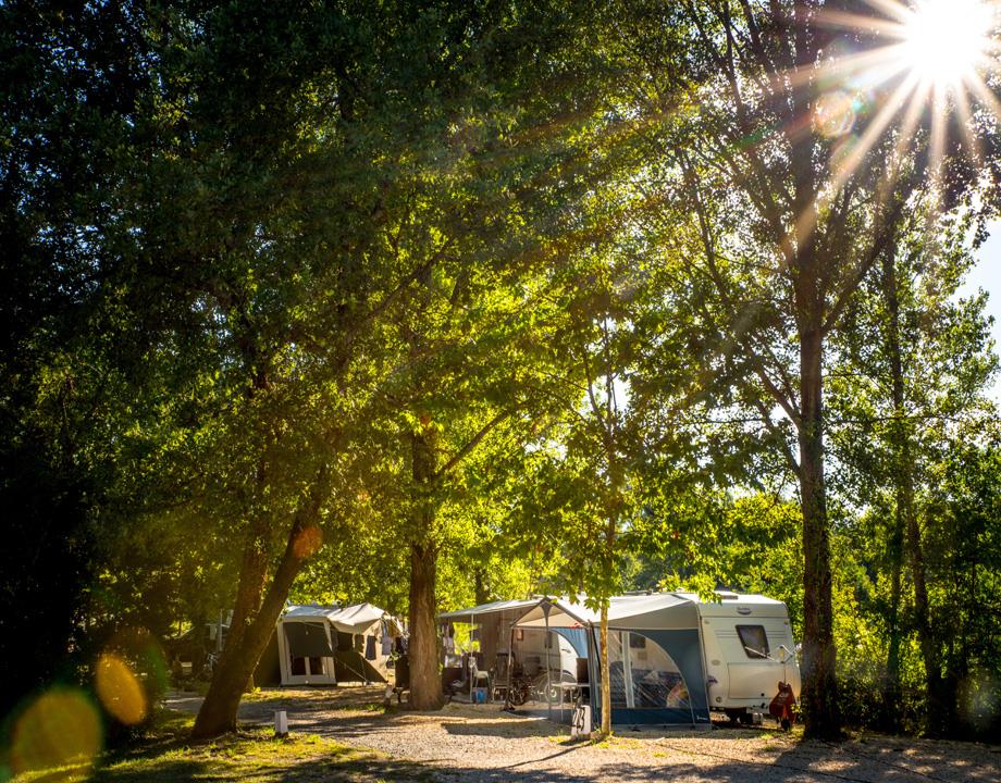 Kampeerplaats - Comfort Standplaats - Camping Le Pommier